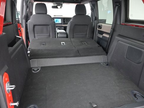 Certified 2023 Ford Bronco Wildtrak AWD/4WD image 10