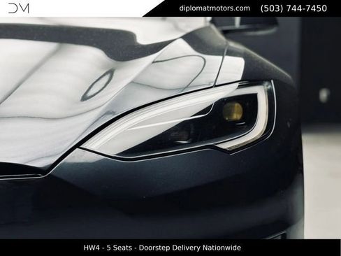 Used 2025 Tesla Model S AWD/4WD image 13