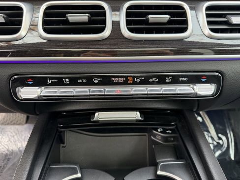 Used 2022 Mercedes-Benz GLE 350 4MATIC image 23