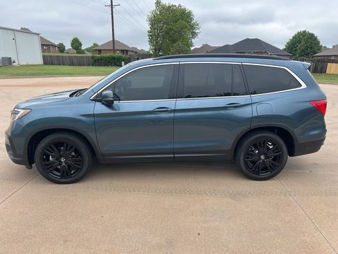 Used 2021 Honda Pilot Special Edition image 2