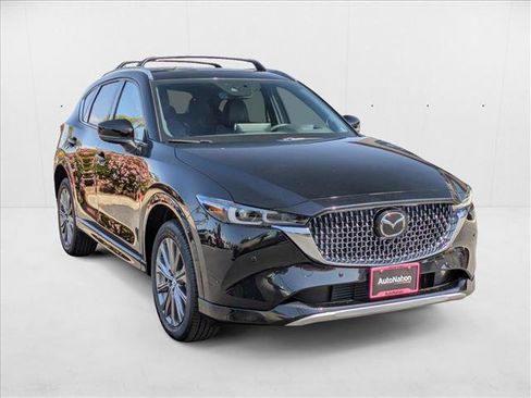 New 2025 MAZDA CX-5 Signature image 9