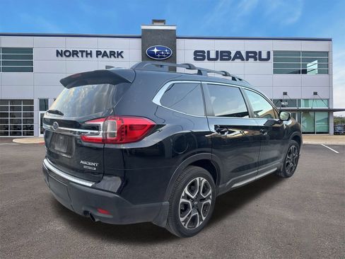 Certified 2023 Subaru Ascent Limited w/ Technology Package image 3