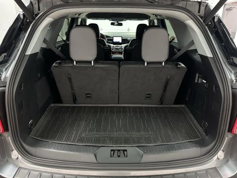 Used 2024 Ford Explorer XLT w/ Equipment Group 202A image 36