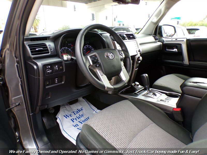 Used 2020 Toyota 4Runner SR5 AWD/4WD image 13
