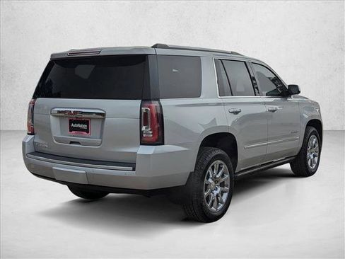 Used 2019 GMC Yukon Denali image 5