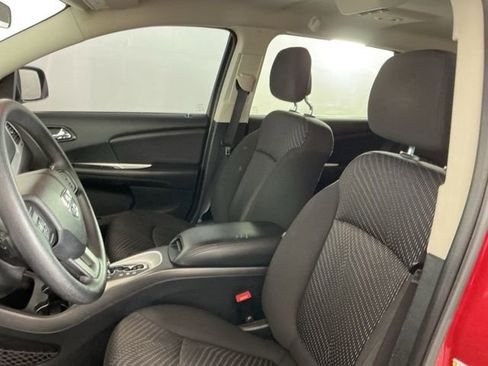 Used 2017 Dodge Journey SXT image 13
