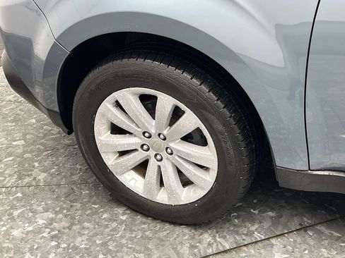 Used 2012 Subaru Forester 2.5X Limited image 29