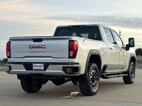 Used 2020 GMC Sierra 2500 SLE image 9