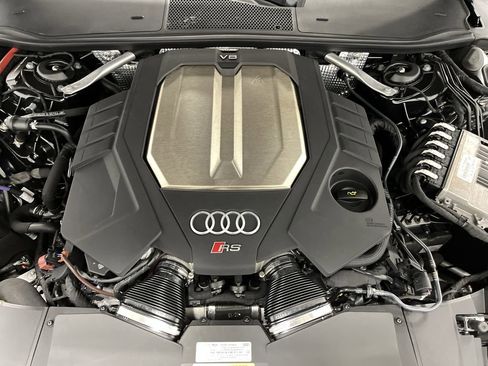 Used 2023 Audi RS 7 Sportback w/ Carbon Optic Package image 38