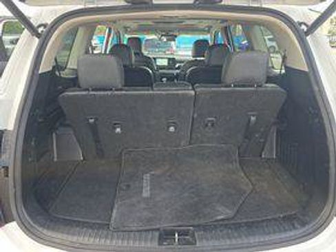 Used 2025 Kia Telluride S AWD/4WD image 11