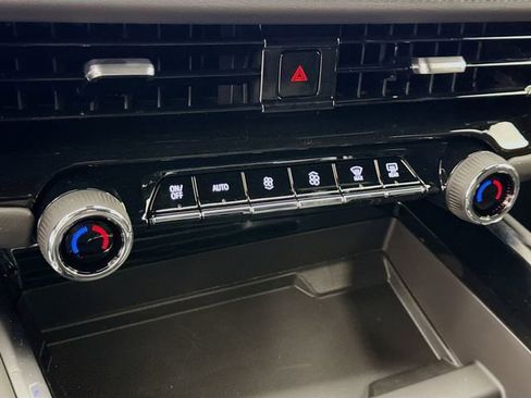 New 2026 Chevrolet Tahoe LS image 17