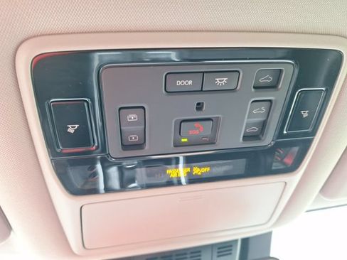 Used 2026 Toyota Grand Highlander AWD image 28
