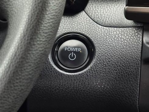 Used 2025 Toyota Camry LE image 22