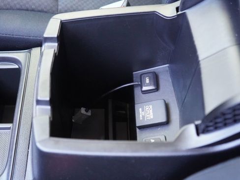 Used 2015 Honda CR-V LX image 20