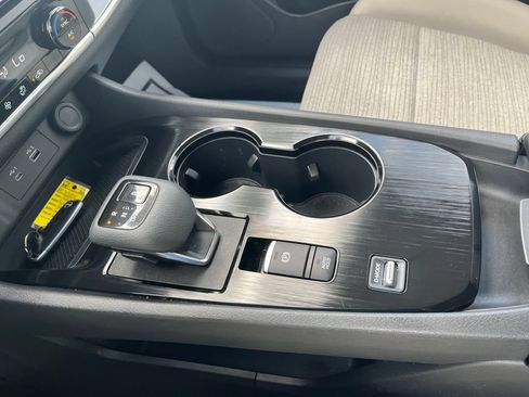 Used 2023 Nissan Rogue SV FWD image 20