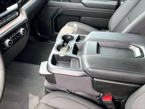Used 2024 GMC Sierra 1500 Elevation AWD/4WD image 18