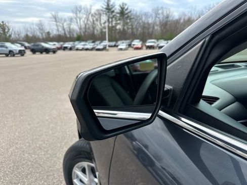 Used 2022 Chevrolet Equinox LT FWD image 17