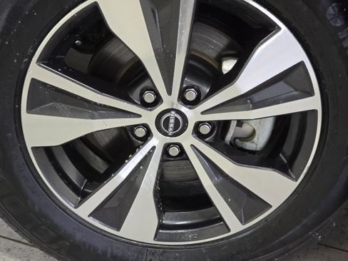 Used 2024 Nissan Murano SV image 9