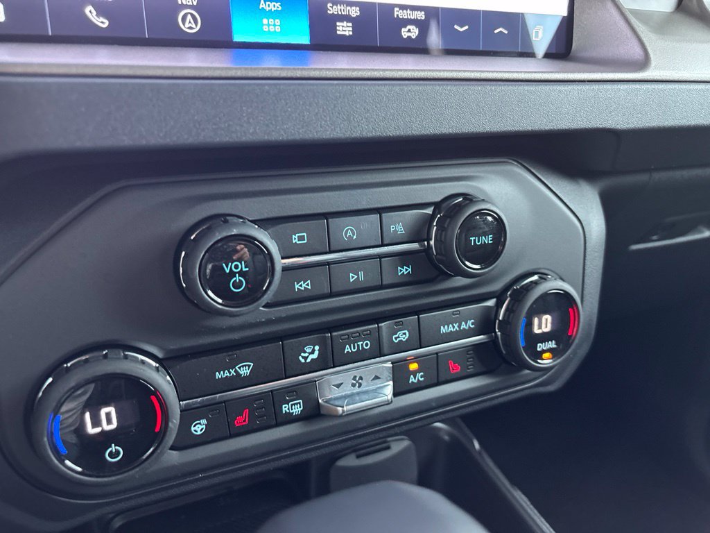 Used 2026 Ford Bronco Outer Banks AWD/4WD image 35