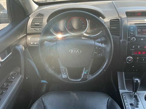 Used 2013 Kia Sorento SX AWD/4WD image 8