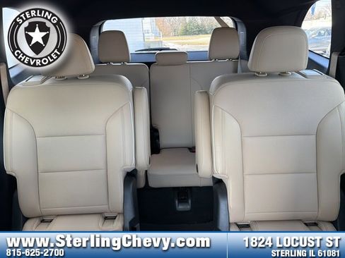 Used 2025 Buick Enclave Preferred image 13