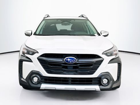 Used 2024 Subaru Outback Touring XT AWD/4WD image 2