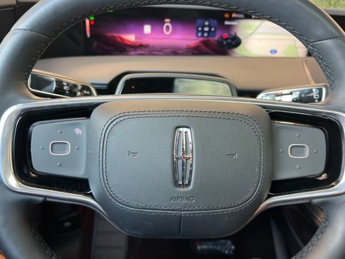 Used 2026 Lincoln Nautilus Reserve AWD/4WD image 26