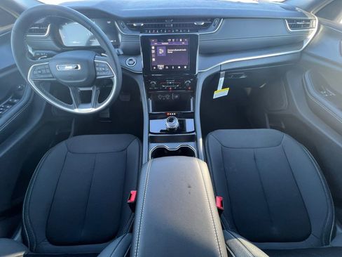 New 2025 Jeep Grand Cherokee Laredo image 20