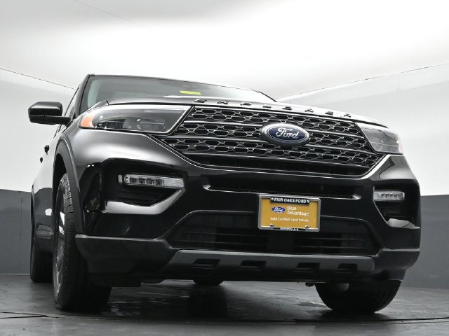 Certified 2024 Ford Explorer XLT w/ Equipment Group 202A AWD/4WD image 40