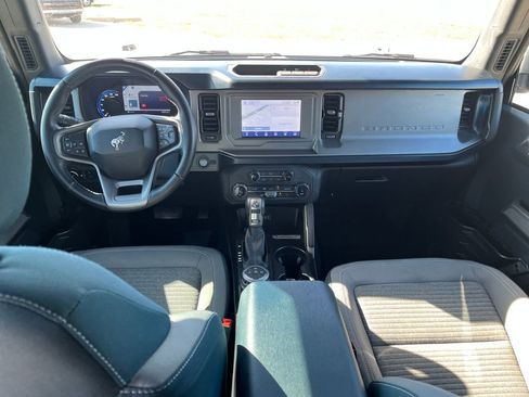 Used 2022 Ford Bronco Outer Banks image 19