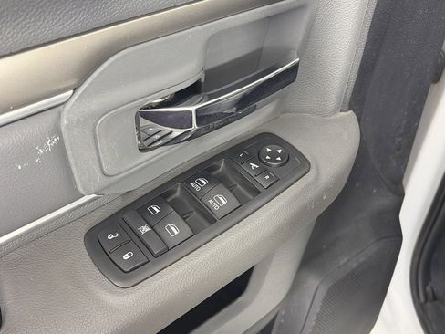 Used 2017 RAM 2500 Big Horn image 25