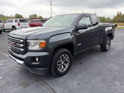 Used 2015 GMC Canyon SLE w/ All-Terrain Package image 1