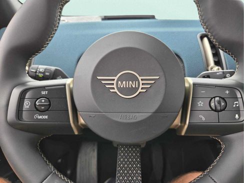 Certified 2025 MINI Cooper Countryman S AWD/4WD image 32
