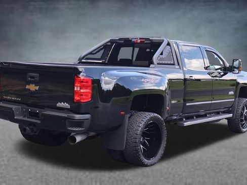 Used 2017 Chevrolet Silverado 3500 High Country w/ Duramax Plus Package AWD/4WD image 3