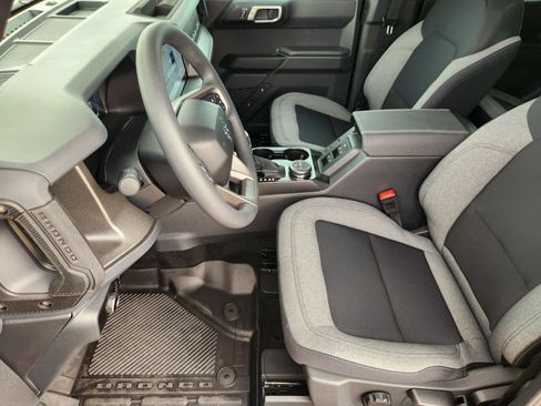 New 2026 Ford Bronco 4-Door AWD/4WD image 12
