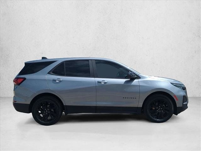 Used 2023 Chevrolet Equinox LS w/ LS Convenience Package FWD image 4