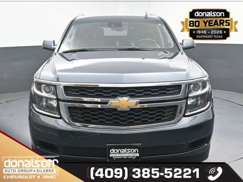 Used 2019 Chevrolet Suburban LT image 3
