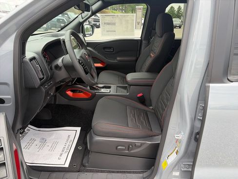 New 2026 Nissan Frontier PRO-4X w/ Pro-4x Convenience Package AWD/4WD image 10
