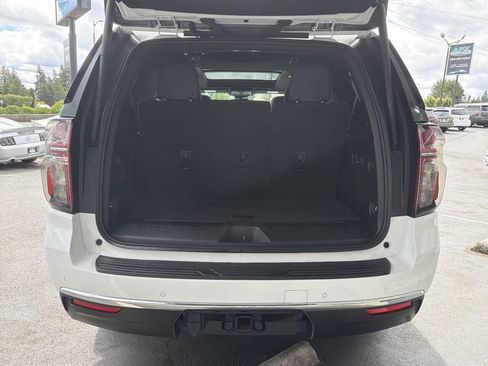 Used 2023 Chevrolet Tahoe LT w/ LT Signature Package AWD/4WD image 7