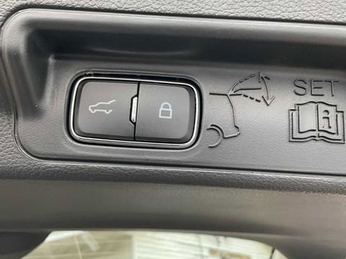 Used 2026 Ford Explorer Active AWD/4WD image 58