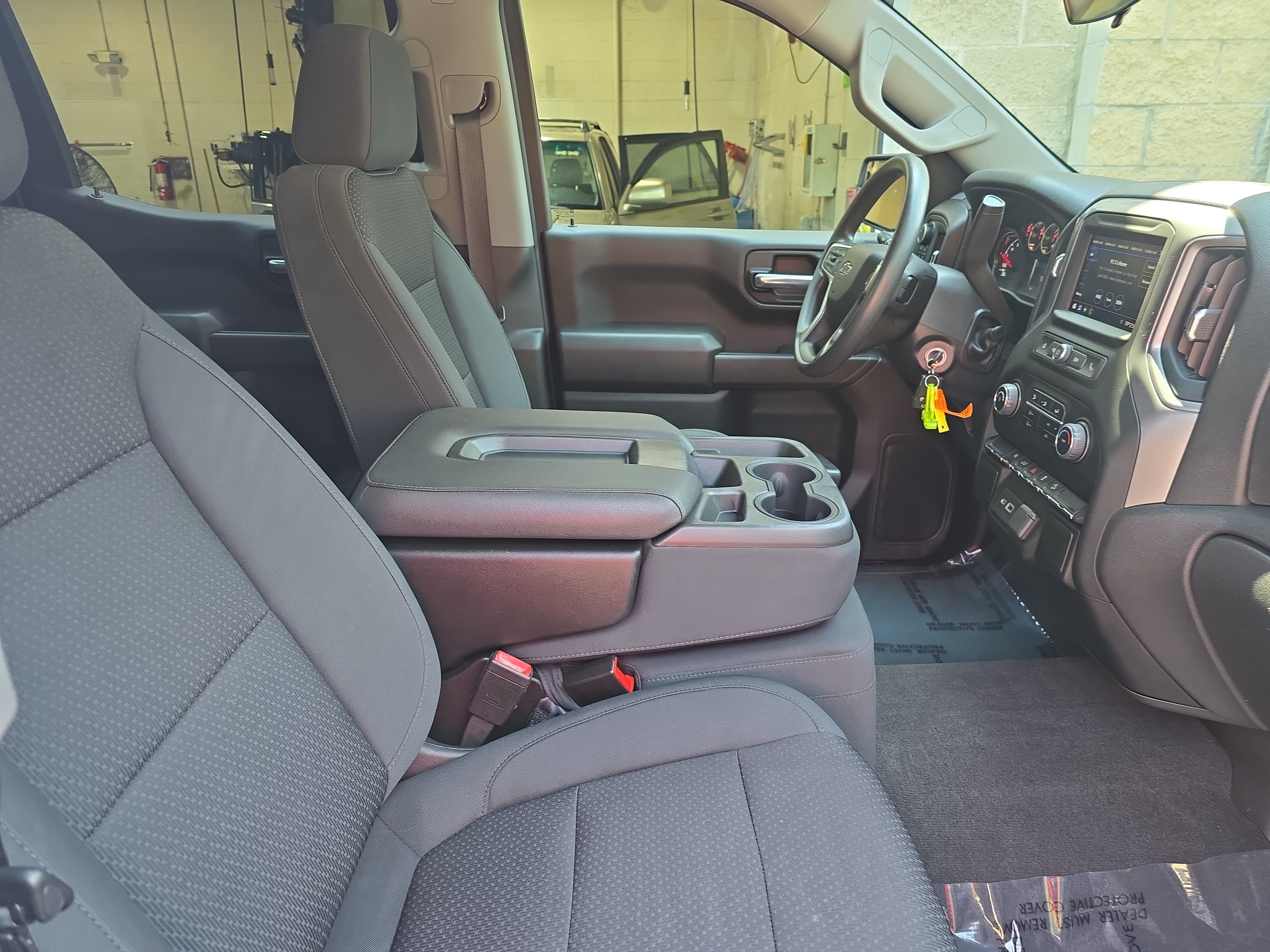 Used 2022 Chevrolet Silverado 1500 Custom Trail Boss w/ Safety Confidence Package AWD/4WD image 10