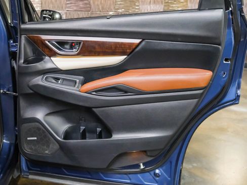 Used 2019 Subaru Ascent Touring w/ Popular Package #3 AWD/4WD image 40
