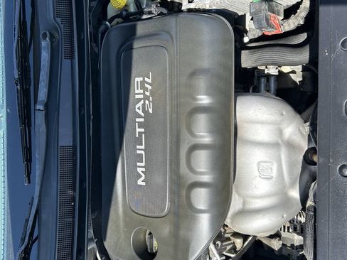 Used 2015 Chrysler 200 Limited w/ Convenience Group image 12