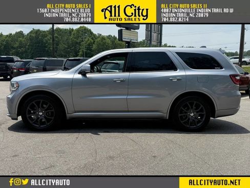 Used 2017 Dodge Durango R/T RWD image 4