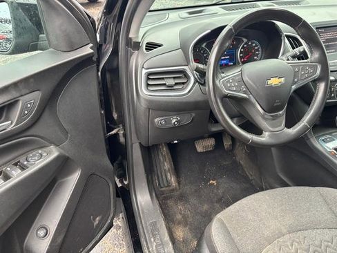 Used 2022 Chevrolet Equinox LT image 9