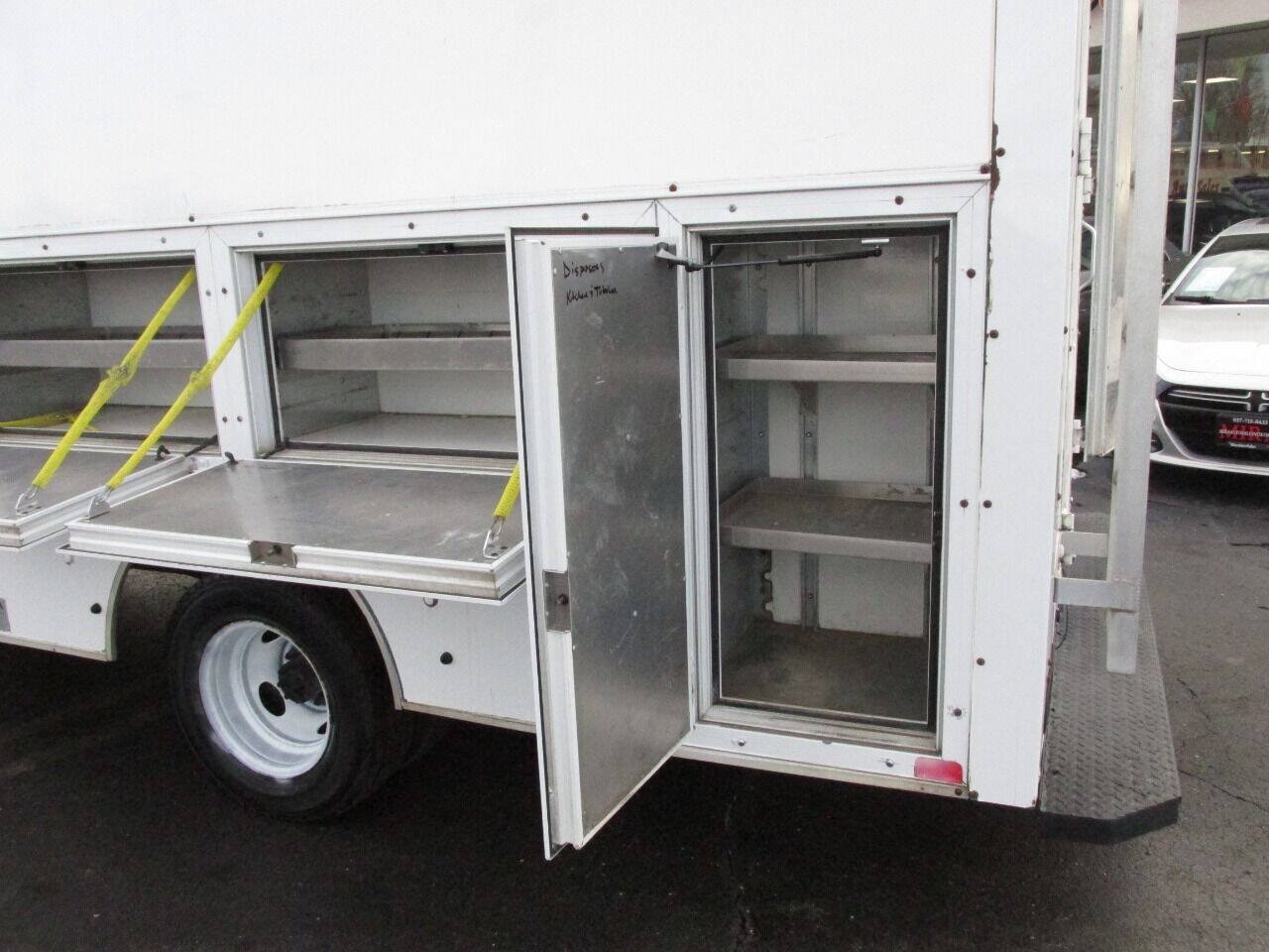 Used 2012 Ford E-350 and Econoline 350 Super Duty w/ PWR Locks & Windows Group RWD image 20