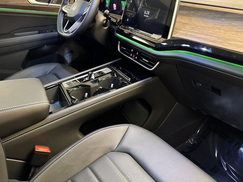 New 2026 Volkswagen Atlas SEL image 15