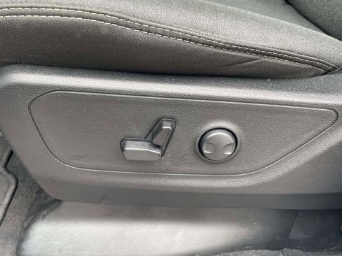 Used 2025 RAM 1500 Big Horn image 16