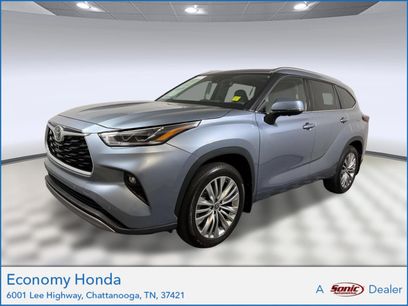 Used 2024 Toyota Highlander Platinum