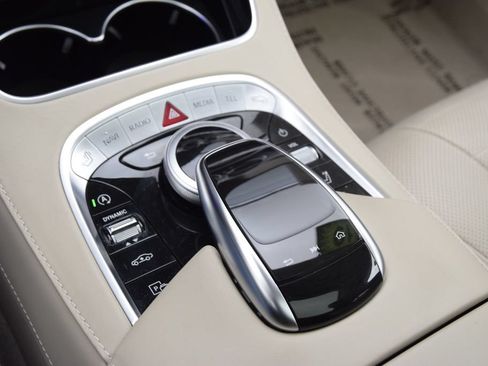 Used 2019 Mercedes-Benz S 560 Sedan image 33